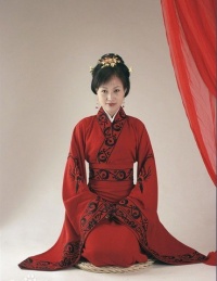 汉服正坐图.jpg
